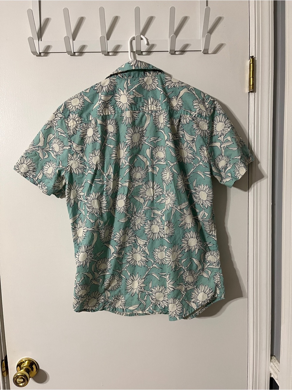 🌸 Men’s Button Up Floral Cotton Shirt - Picture 3 of 4